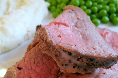 Cast iron roast beef with gravy is best when you make sure to get a good sear on all sides to keep it nice and juicy!