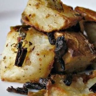 These crispy roast dijon potatoes are quick to pull together and go perfectly with everything from grilled chicken to beef roast!