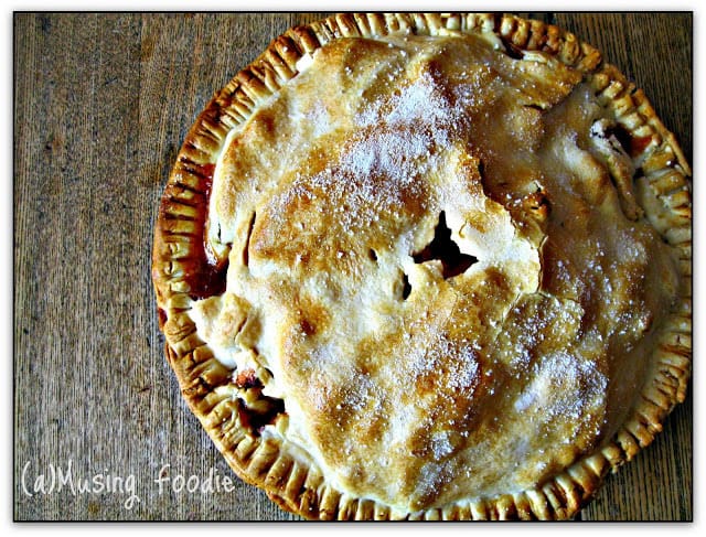 Rustic Cardamom Vanilla Apple Pie