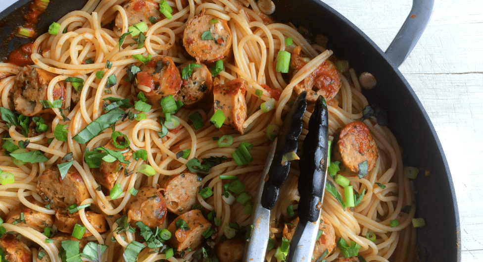 Weeknight Spaghetti with Chicken Sausage: perfect quick dinner after a busy workday!