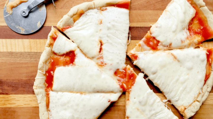 This gluten free homemade pizza crust is really simple to make!