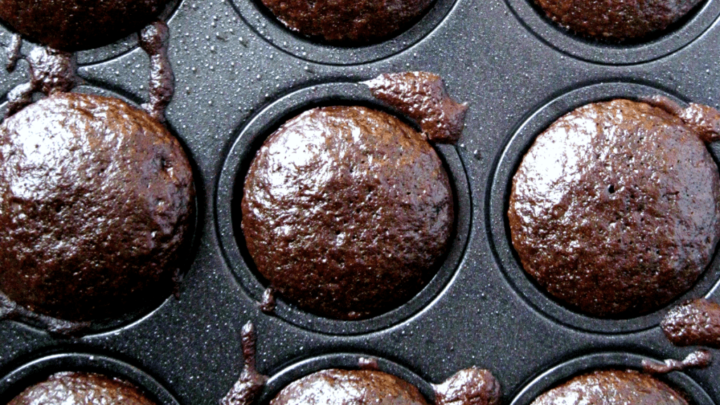 Mini Chocolate Cupcakes